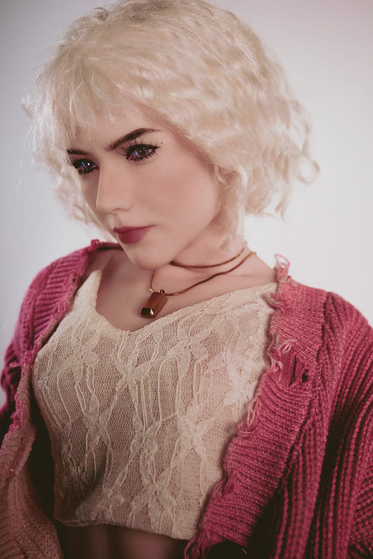 Tara 迷你微乳熟女 超柔軟矽膠身體仿真性愛娃娃 60cm 照片