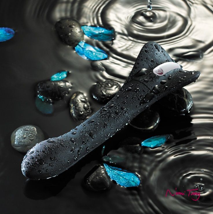 Getaway Luxe is designer penetration vibrator with i-touch s... Nomi Tang - Getaway Luxe G-Spot Vibe - Black photo-7