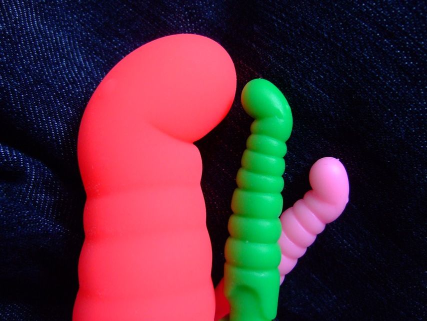 This Toy is no Joke.
With its friendly, playful appearance... Fun Factory - G5 Der Veb Patchy Paul - Candy Rose photo-9