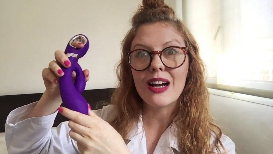A rechargeable rabbit vibrator for G-spot and clitoral stimu... Nomi Tang - Wild Rabbit - Purple photo-6