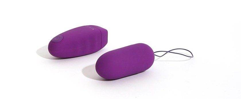 Share an intimate secret with your lover at home or in publi... B Swish – Bnaughty Unleashed Classic Bullet – Purple photo-3