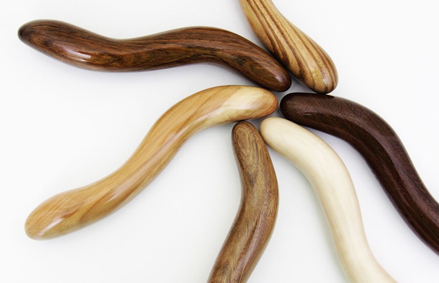 Dee Lee Doo wooden toys are made of all-natural plantation w... DeeLeeDoo - Boa Wood Dildo - Maple photo-2