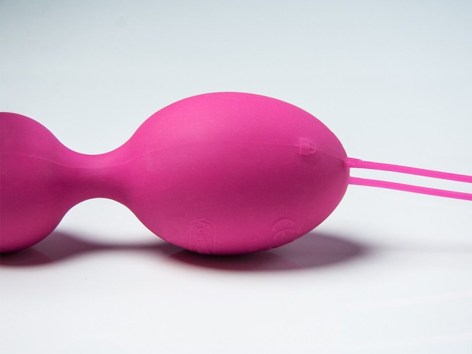 Whether you enjoy working for your pleasure or just laying b... Swan - The Swan Clutch Massager - Pink photo-4