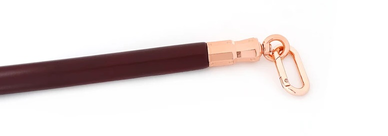 Enhance your restraint pleasure with this spreader bar. Made... Liebe Seele - Spreader Bar - Wine Red photo-3