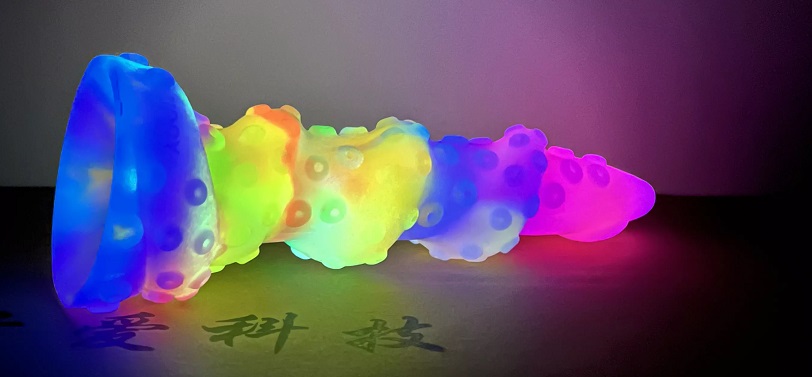 Glow in Dark Series
Ancient Mythical Beast - Dragon with wi... FAAK - Ancient Dragon Plug - Luminous photo-9
