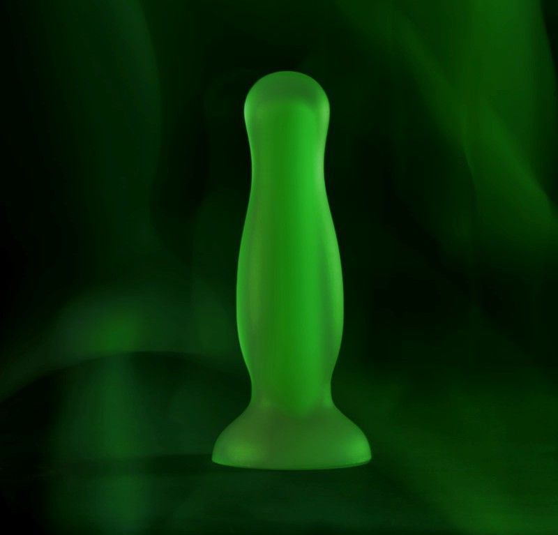 Glowing in the dark Mortimer Glow is your chance to go beyon... Beyond - Mortimer Glow Anal Plug - Green photo-8