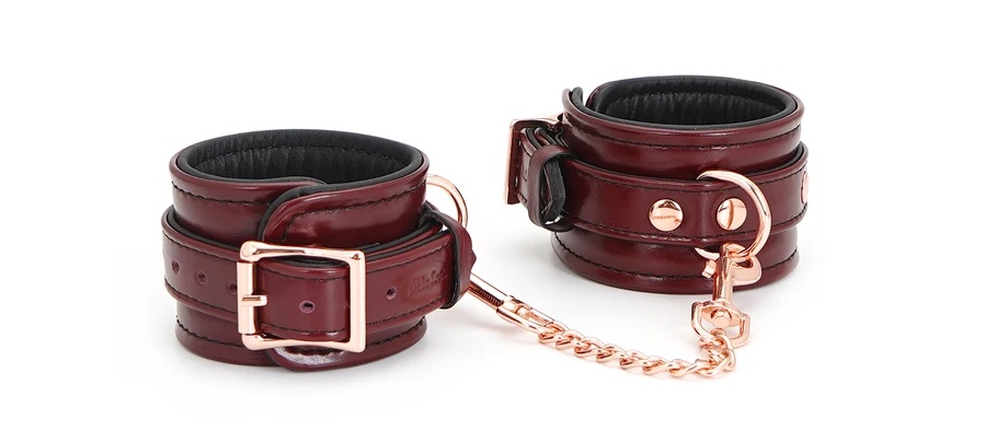 Keep your sub completely restrained in these cuffs! Linked w... Liebe Seele - Leather Handcuffs - Wine Red photo-2