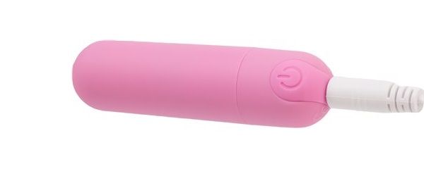 The Essential Bullet by Powerbullet.
An Essential item for... Power Bullet - Essential 3.5'' Rechargeable Bullet - Pink photo-3