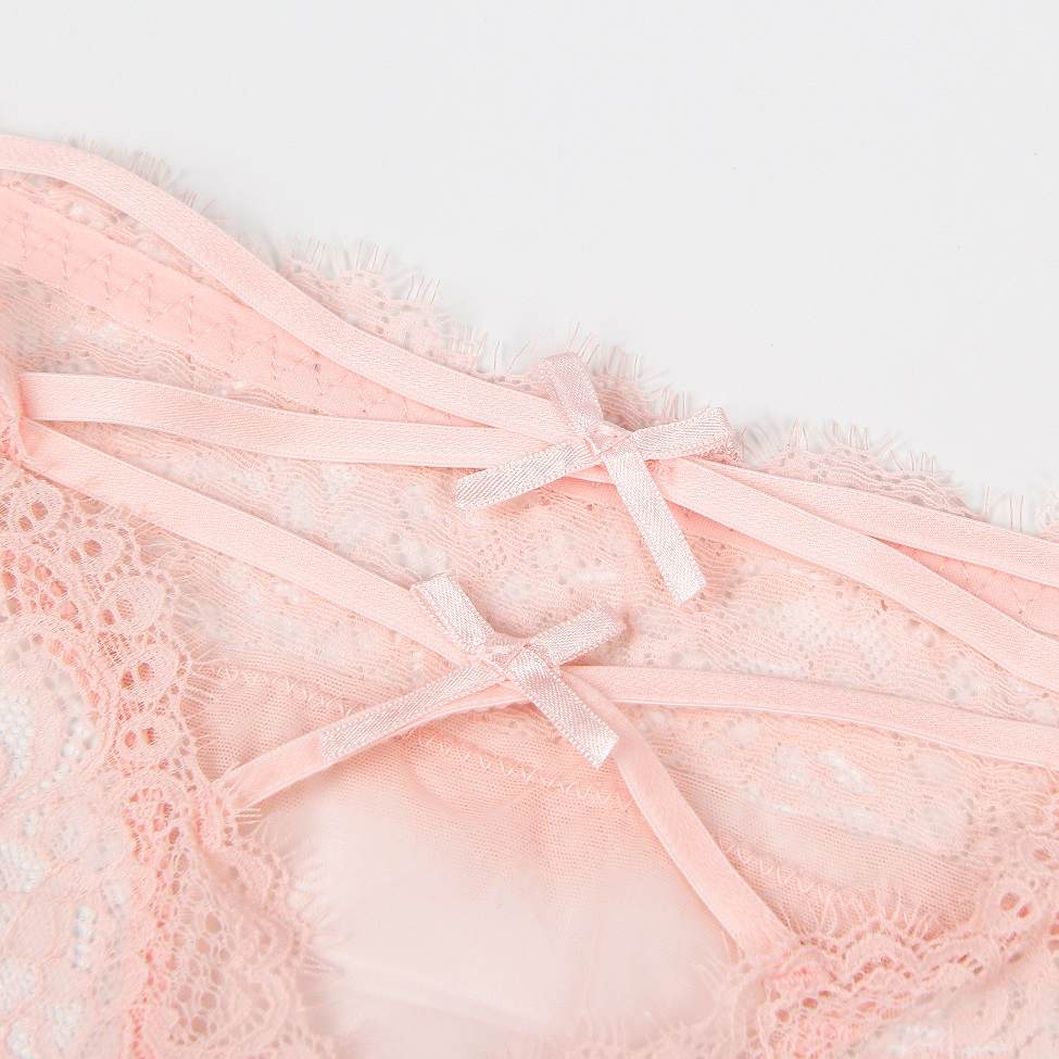 High quality sexy floral lace panty with open back
Material... Ohyeah - Floral Lace Panty - Pink - M photo-11