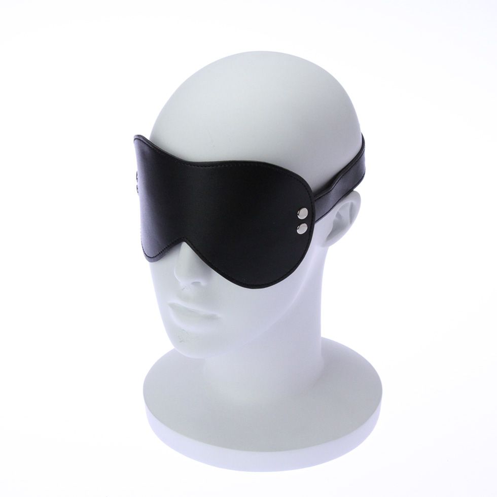 - soft and comfortable synthetic leather
- easy to use
- can... SM Art - Joint 002 Eye Mask - Black photo-4
