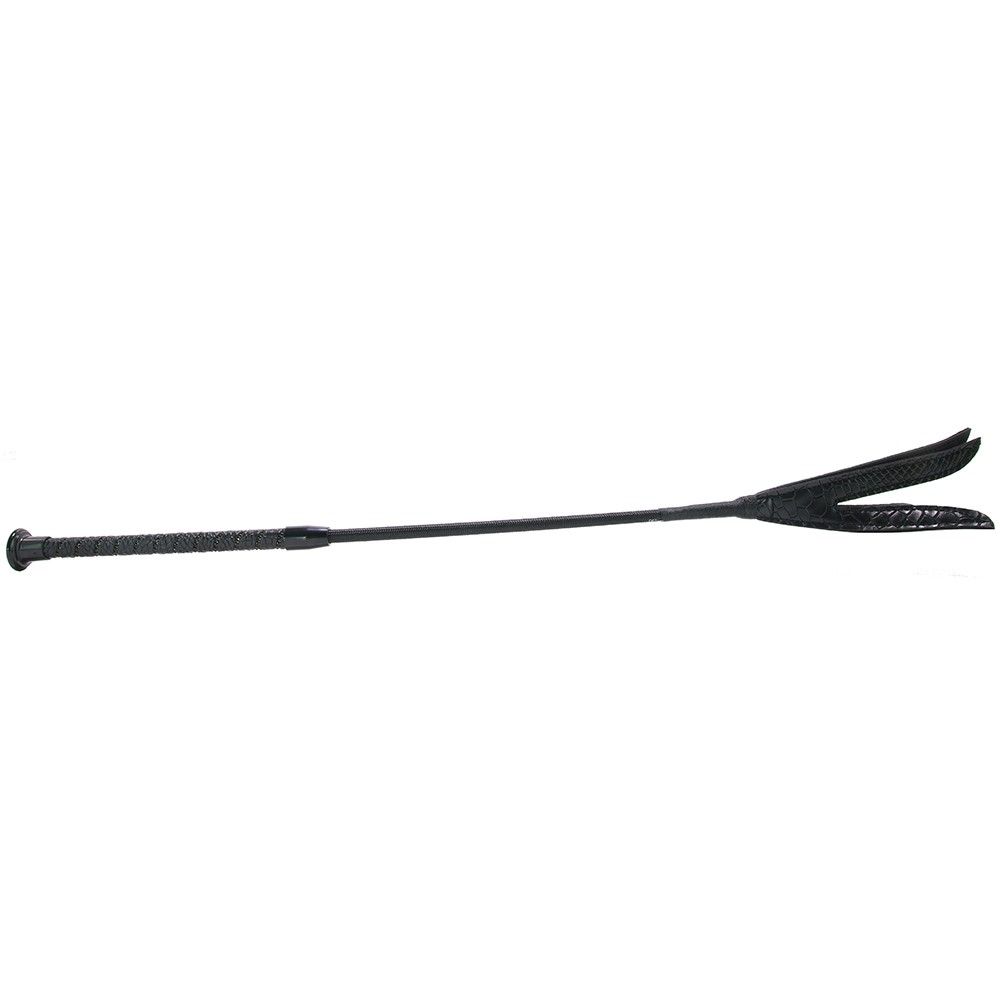 Vegan leather
Split tip
Handle Length: 8.5" (21.59... Sportsheets - Snake Bite - Black photo-4