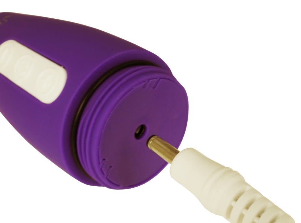 XUANAI 8204 DENMA is an vibro massager with a slim body with... Xuanai - 8204 Denma Massager - Purple photo-5