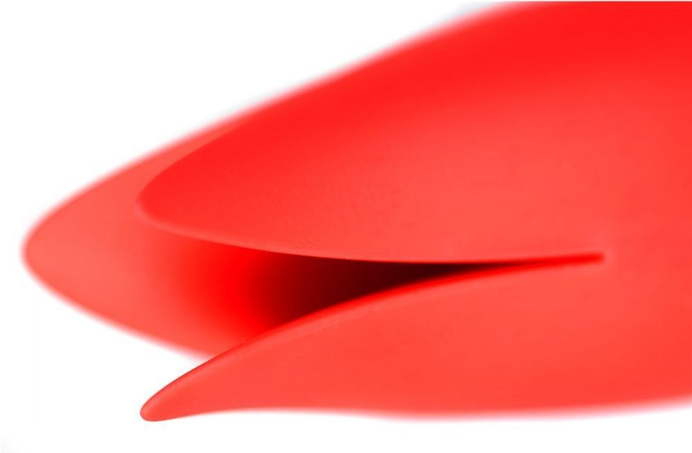 The vibrations of its fluttering petals will have your love ... Satisfyer - Power Flower Petals Vibe - Red photo-6