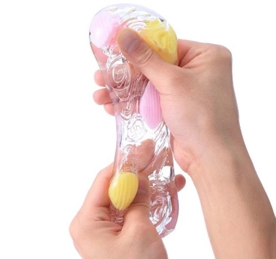 The newly inspired gorogel bounces, rolls, and bump together... Tenga - Bobble Crazy Cubes - Angel Soft photo-2