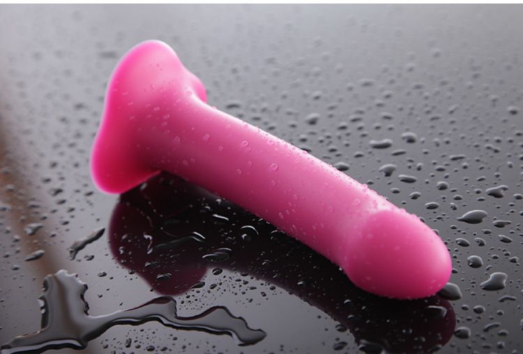 MAGNUM is a dildo for lovers that favor bigger dimensions. W... Fun Factory - Magnum - Blackberry photo-5