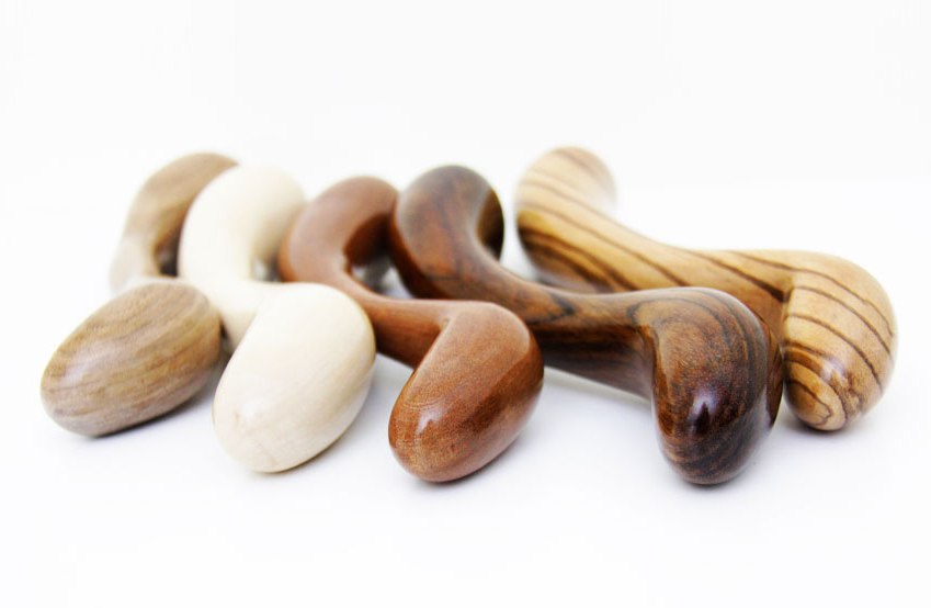 Dee Lee Doo wooden toys are made of all-natural plantation w... DeeLeeDoo - Habu Wood Dildo - Maple photo-2