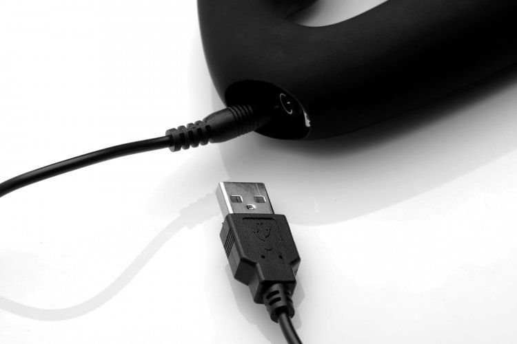 Both partners receive powerful pulsating pleasure from this ... Strap U - Tri-Volver Rechargeable Strapless Strap On - Black photo-10