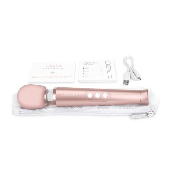 Le Wand Petite is the smaller version of our iconic, recharg... Le Wand - Petite Rechargeable Vibrating Massager - Rose Gold photo-7