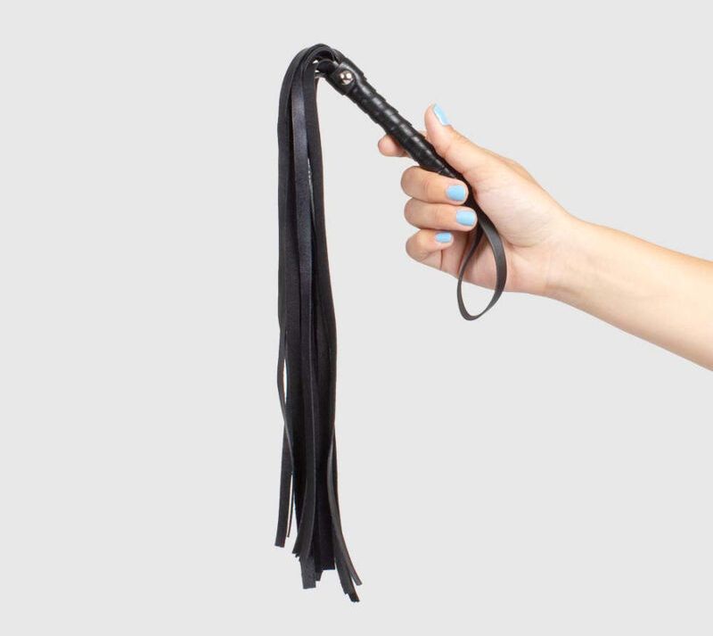 Enter into the exciting world of BDSM with this basic access... Secret Play - Bondage Whip - Black photo-2