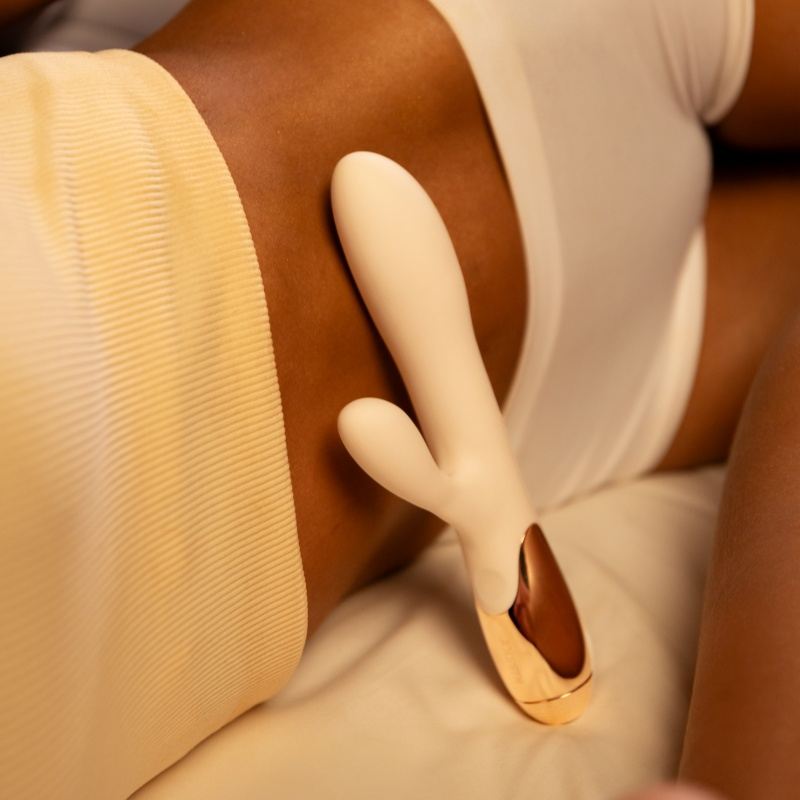 Kissky - Crave Bunny Rabbit Vibrator - Nude photo-9