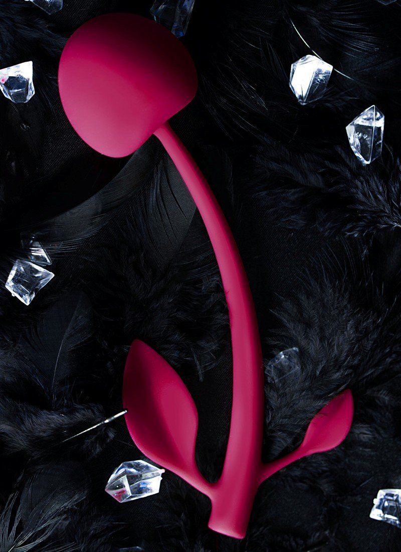 Wild cherry JOS pleasure ball with a ball inside and flexibl... JOS - Cherry Vaginal Ball - Wild Red photo-4
