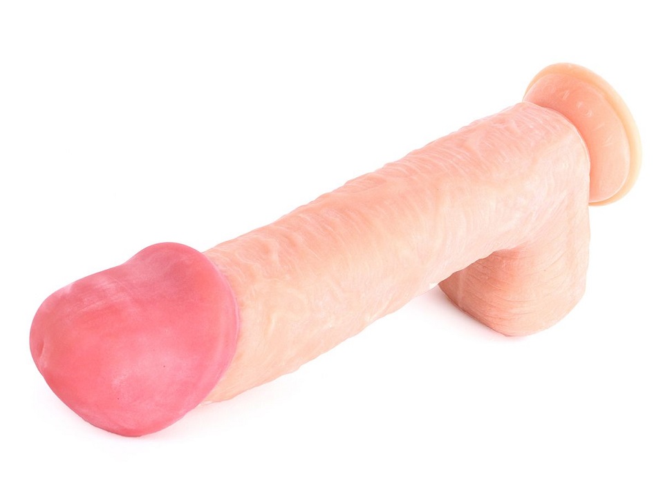 This dildo has a realistic look and feel. The strong suction... Kiotos - Realistic Dildo 22cm w Balls - Flesh photo-3