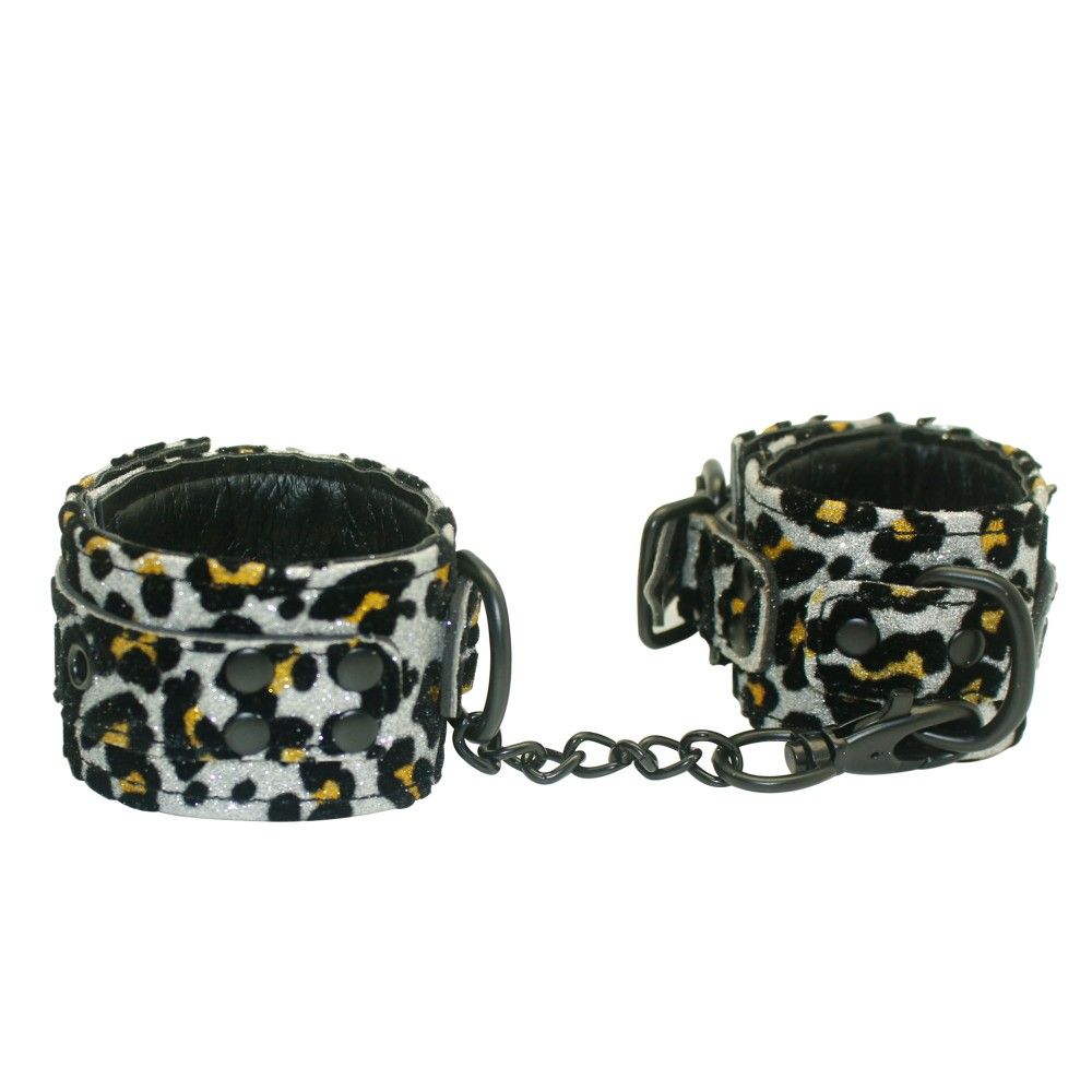 This bondage kit has everything to reenact your fantasies. Q... Aphrodisia - Bondage kits-Silver Leopard Line SM Set photo-4