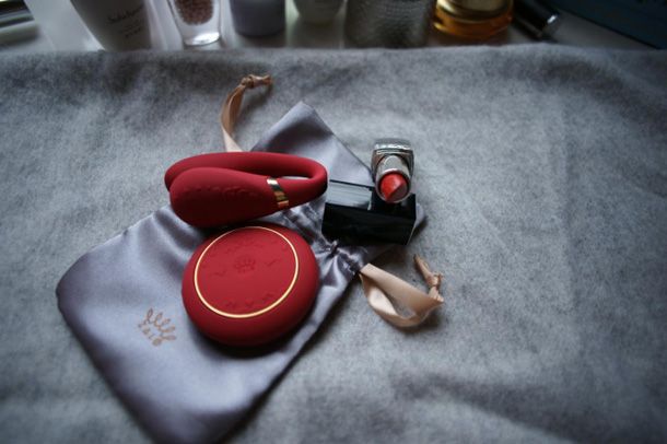 Designed with our best wishes for you to be happy as Princes... Zalo - Fanfan APP Couple Massager Set - Bright Red photo-7