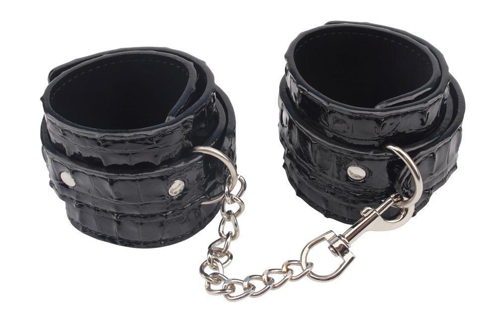 Chisa - Surrender Ankle Restraints - Black photo-2