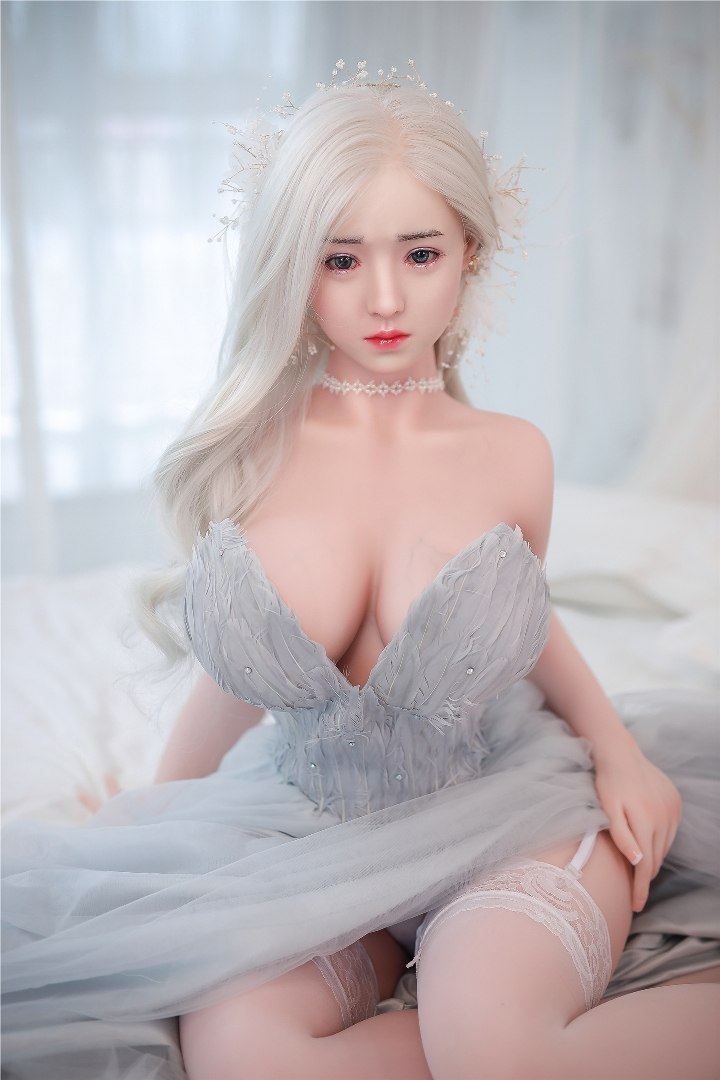 Elf Aerin Fantasy Realistic Sex Doll, TPE body with Silicone Head 157 cm (5'2 ft) photo