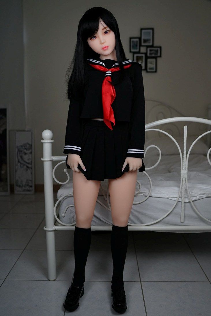 Akira 日系冷艳学生妹 灵活骨架超柔软TPE仿真性爱娃娃 150 cm  照片