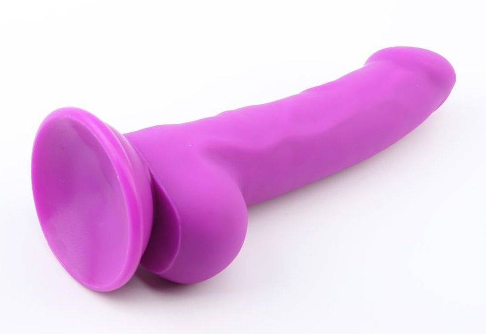 Harness compatible
Flexible and safe
Strong suction base Chisa - Shawn - Purple photo-3