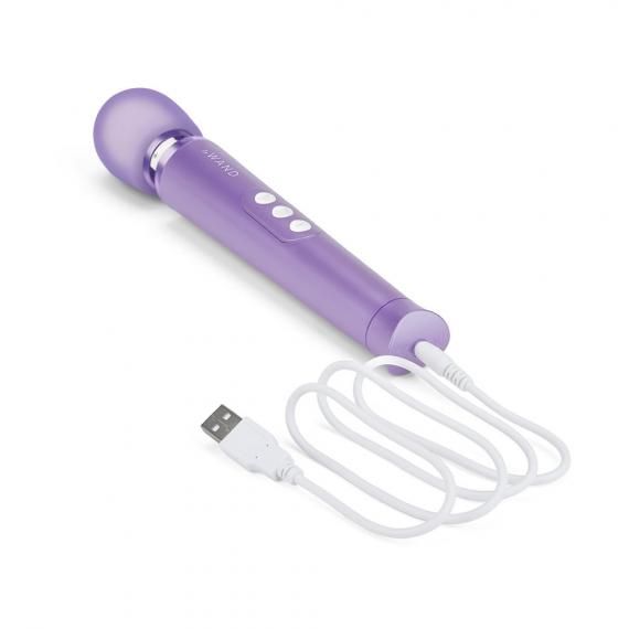 Le Wand Petite is the smaller version of our iconic, recharg... Le Wand - Petite Rechargeable Vibrating Massager - Violet photo-5