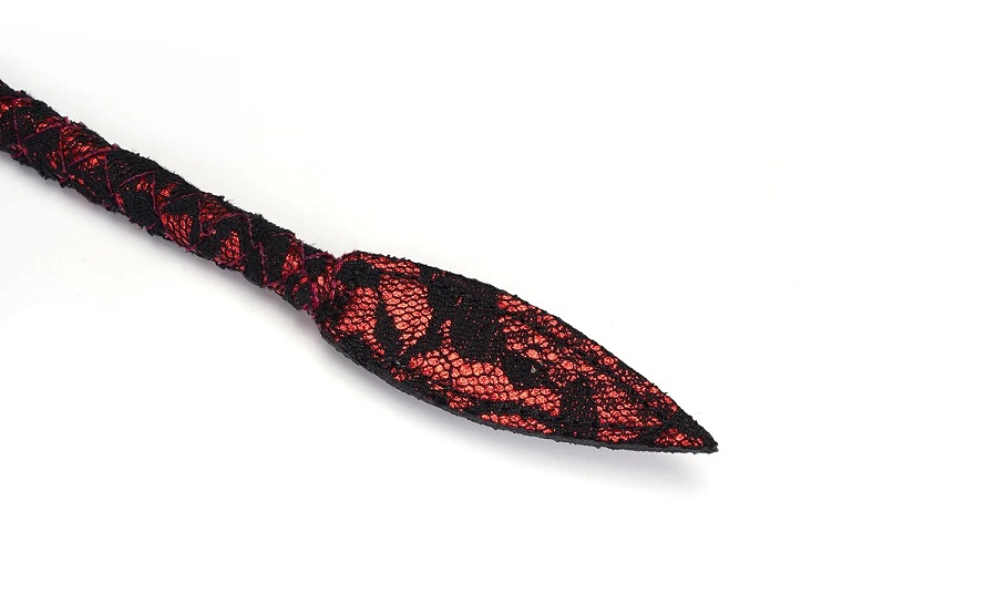 Vegan-friendly. Hand-braided by experienced craftsmen.
A f... Liebe Seele - Victorian Garden Lace Whip - Red photo-5