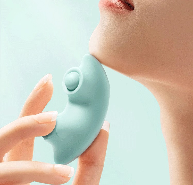 Hitting and vibrating functions with APP control
Body-safe s... Erocome - Seahorse Mini APP Panty Vibrator - Blue photo-9