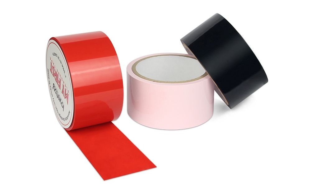 My First Non-Sticky Bondage Tape only sticks to itself.
Mat... Lovetoy - My First Bondage Tape 15m - Red photo-3