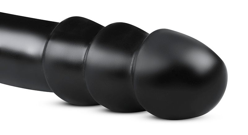 The BUTTR Dildo equals great pleasure! The XXL dildo has a r... BUTTR - MadBull Muzzl Dildo - Black photo-2
