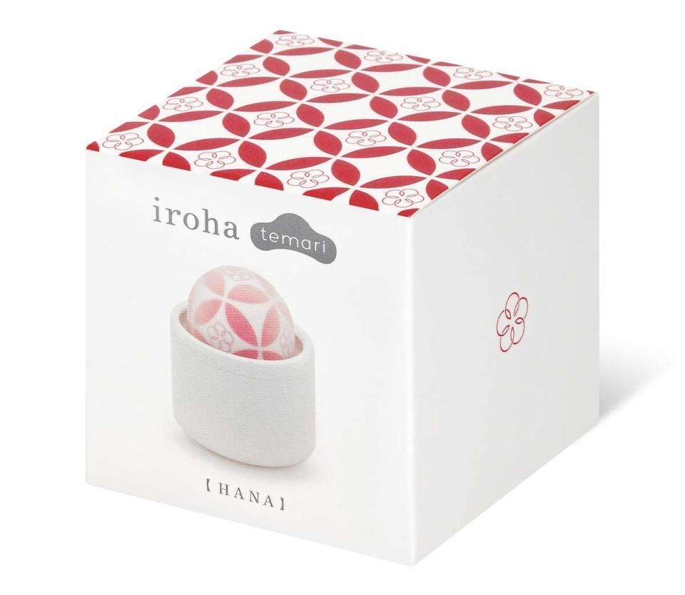 How do you lose yourself in pleasure?
It may be through vib... Iroha - Hana-Temari Massager photo-11