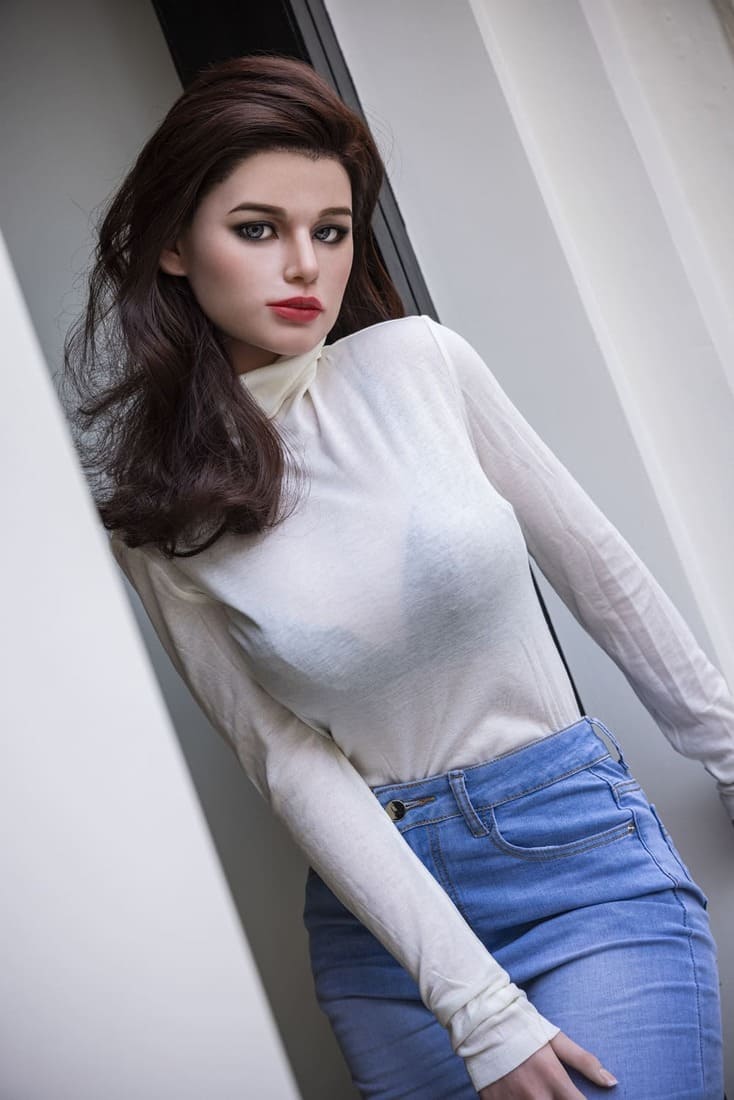 Christina Curvy European Realistic Sex Doll, Ultra Soft Silicone 171 cm (5'2 ft) photo