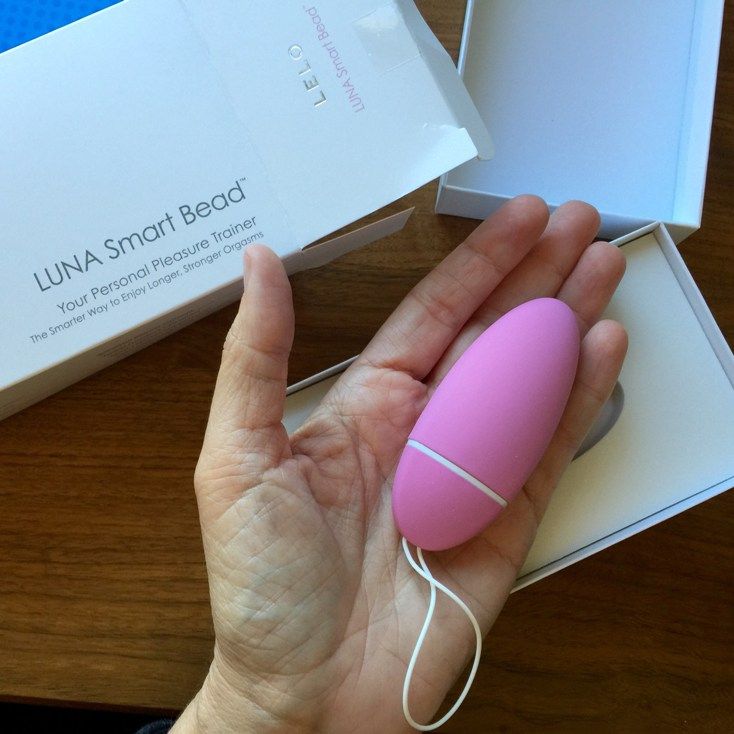 LUNA Smart Bead是一款熱銷全球的凱格爾重量練習器材,它可以幫助每位女性找到最適合自己、最有效的盆底肌訓練方... Lelo - Luna 智能收陰訓練器 - 粉紅色 照片-5