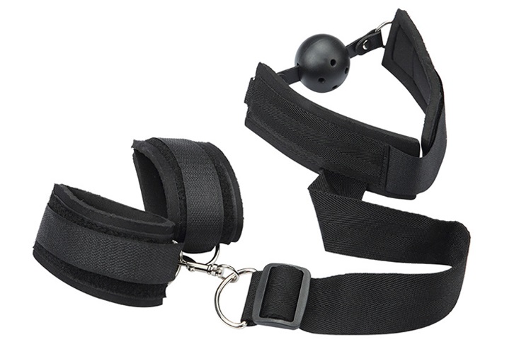 Bondage kit with restraint handcuffs and breathable mouth ba... MT - Bondage Gear w Mouth Ball - Black photo-4