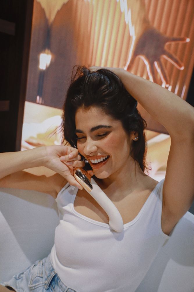 Kissky - J. Hunter Beast G-Spot Vibrator - Nude photo-2