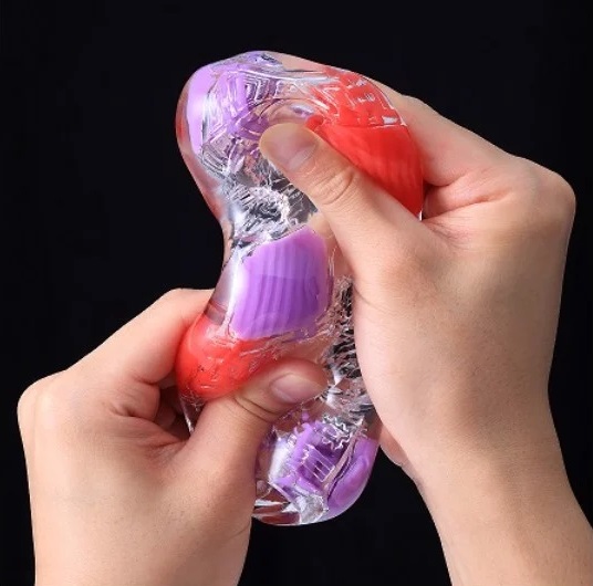 The newly inspired gorogel bounces, rolls, and bump together... Tenga - Bobble Crazy Cubes - Devil Hard photo-2