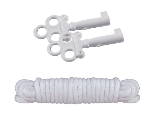 Nasstoys - Sinful Metal Hand Cuffs w Rope - White photo