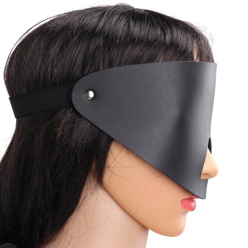 MT - Leather Blindfold 1 photo