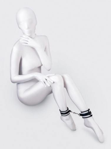 Anonymo - 脚踝扣 - 银色/黑色 照片