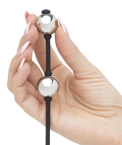 Fifty Shades of Grey - Inner Goddess 凯格尔球 85g - 银色 照片