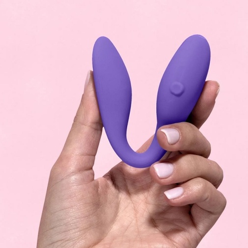 Wellness - Duo Vibrator - Purple photo