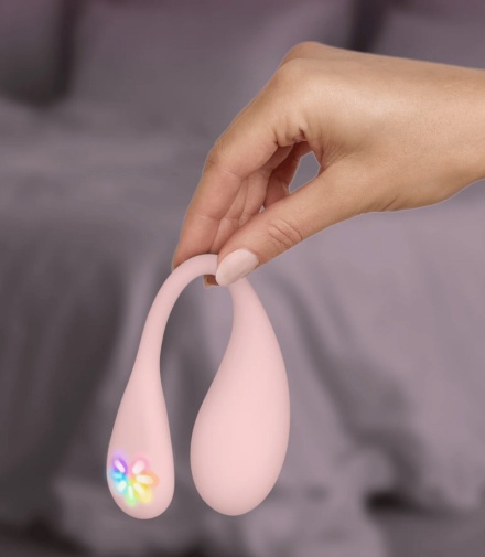 Kiiroo - Spot APP Wearable Vibro Egg - Pink photo
