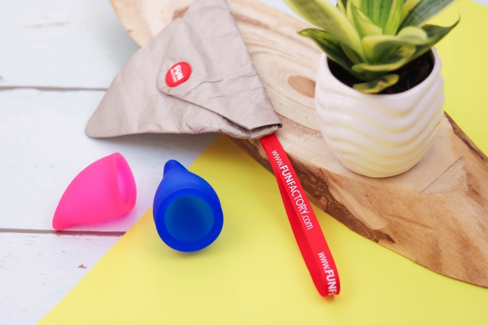 Menstrual cup: your hassle-free period.
Never ask a str... Fun Factory - Fun Menstrual Cup Explore Kit photo-7